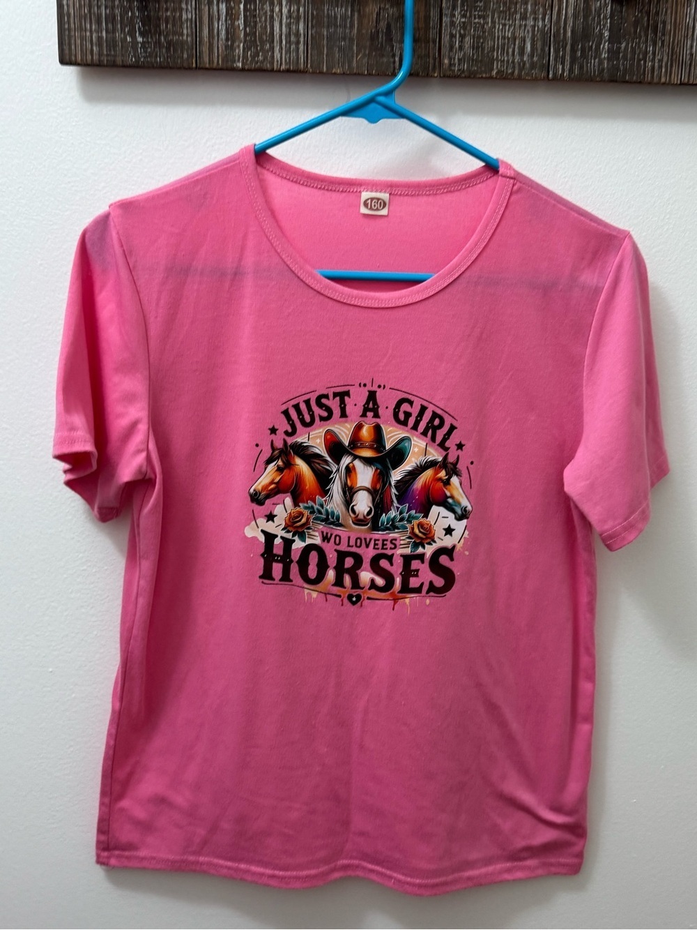 Just A Girl Who Loves Horses Pink Kids Tee